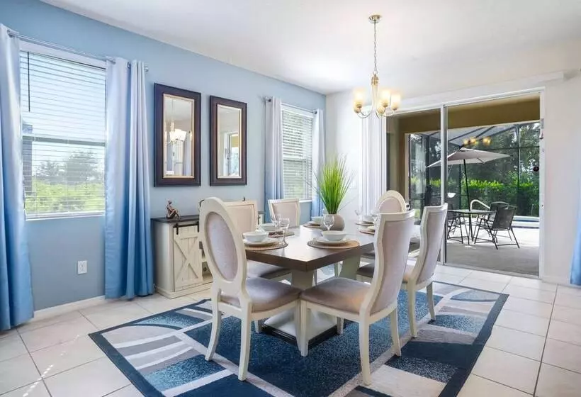 8032 Oak Shadow Court