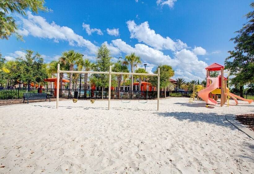 8032 Oak Shadow Court