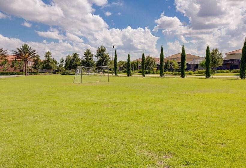 8032 Oak Shadow Court