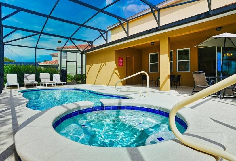 8032 Oak Shadow Court