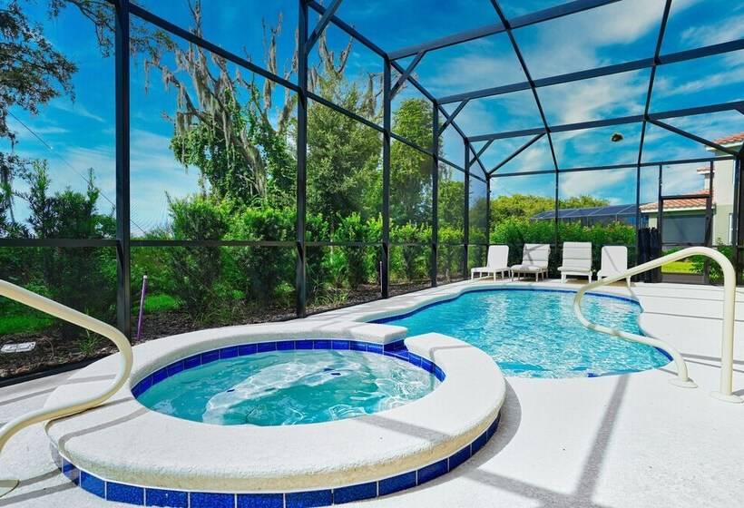 8032 Oak Shadow Court