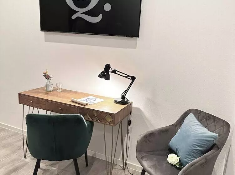 Aamiaismajoitus (B&B) Das Q Spaichingen