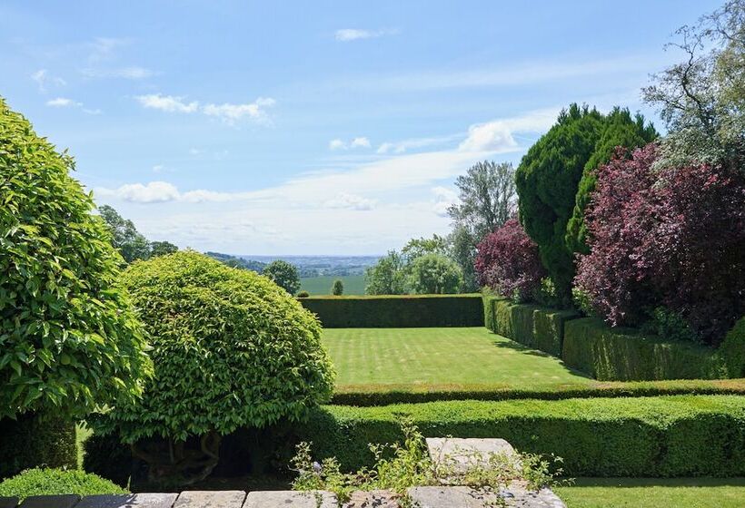 Drakestone House Manor With Breathtaking Cotswolds Views