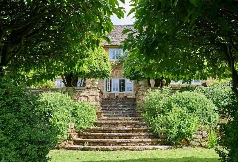 Drakestone House Manor With Breathtaking Cotswolds Views
