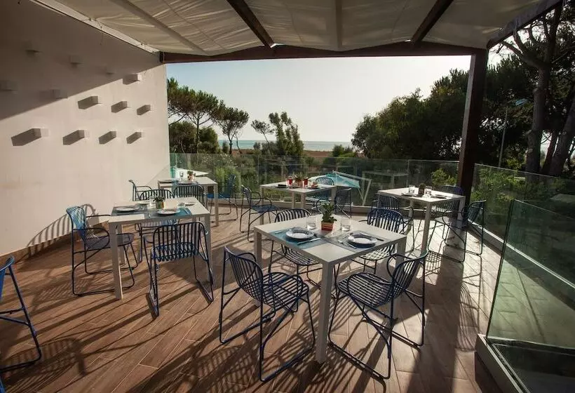 Hostelli Aquamaris Design Suite & Spa