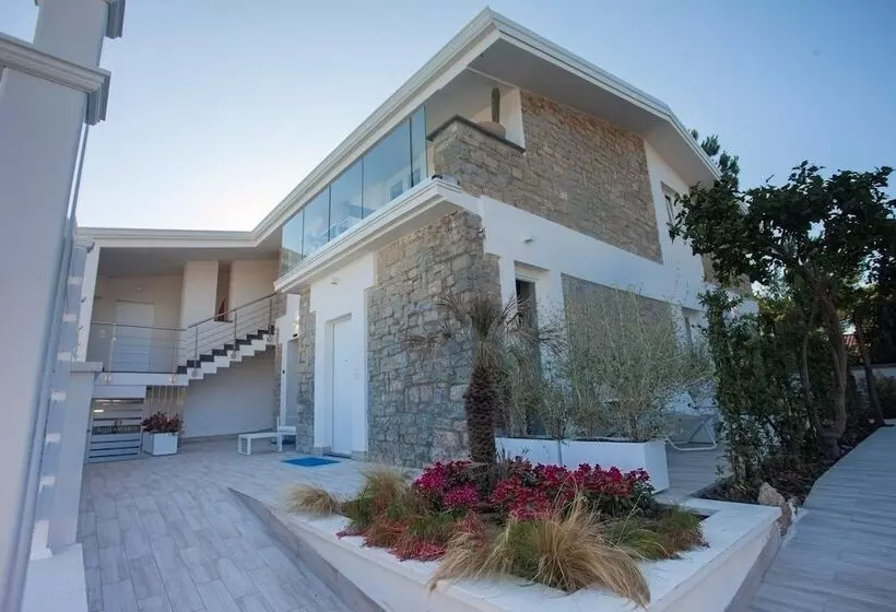 Hostelli Aquamaris Design Suite & Spa