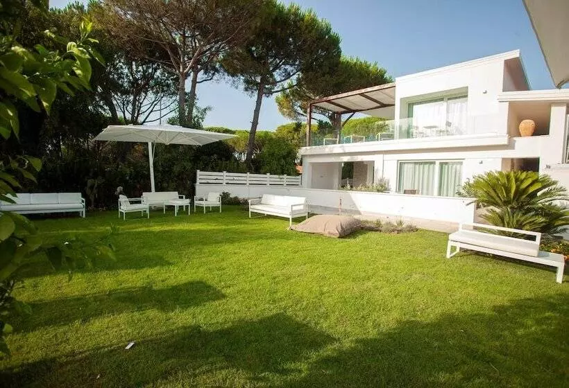 Hostelli Aquamaris Design Suite & Spa