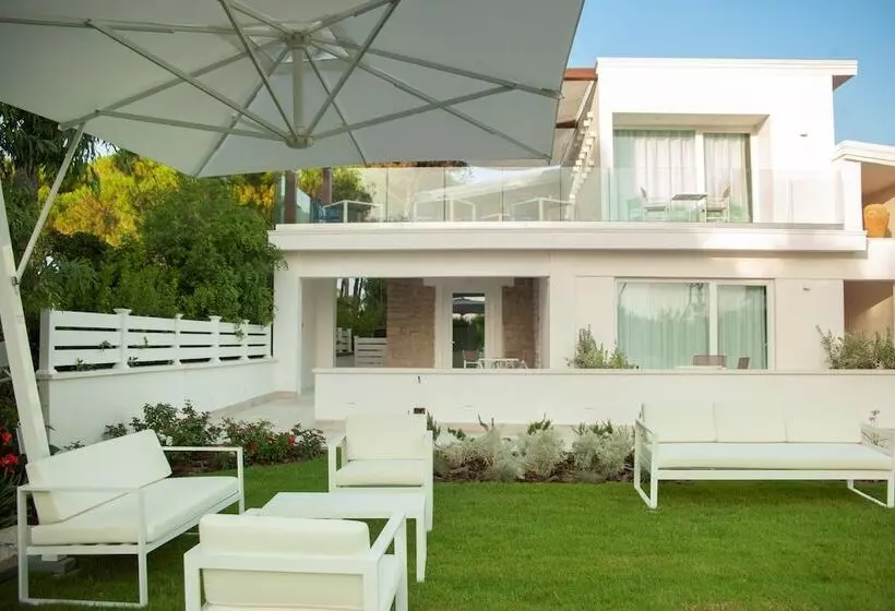 Hostelli Aquamaris Design Suite & Spa