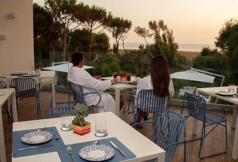 Hostelli Aquamaris Design Suite & Spa