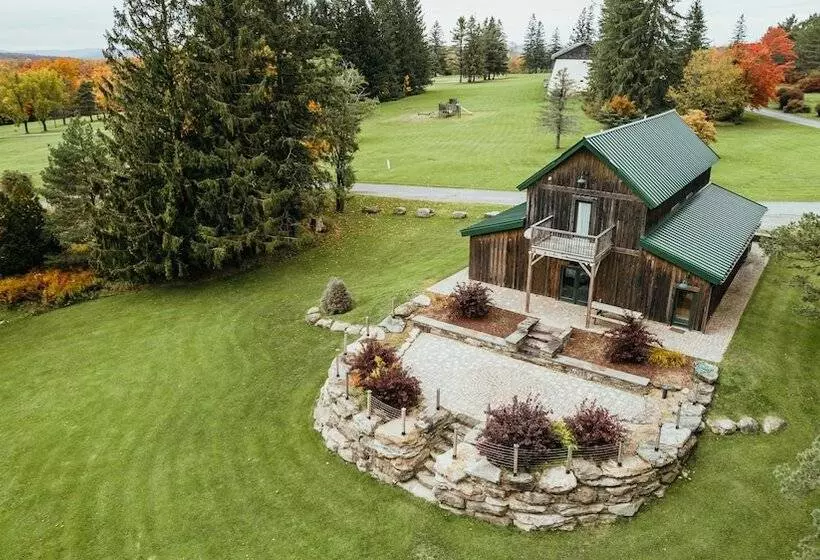 Hostelli Roscoe Mountain Club