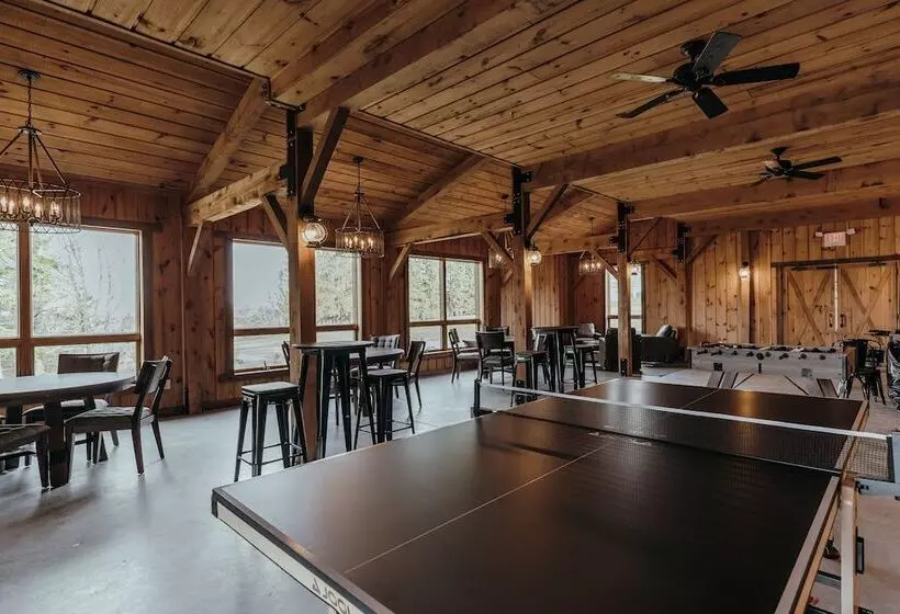 Hostelli Roscoe Mountain Club