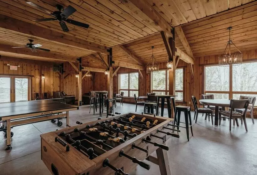 Hostelli Roscoe Mountain Club