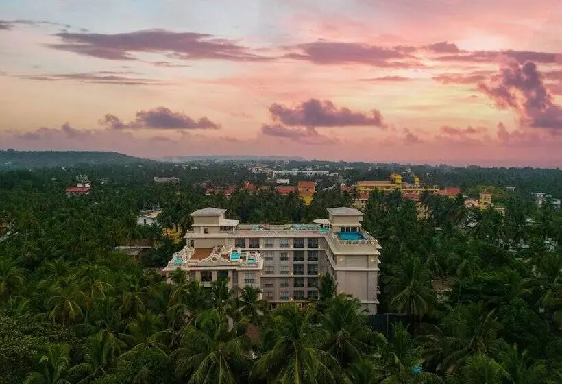 Hotelli Artistry Suites