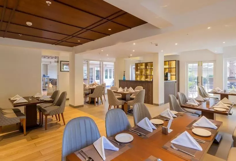 Hotelli Artistry Suites