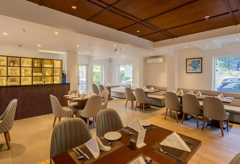 Hotelli Artistry Suites