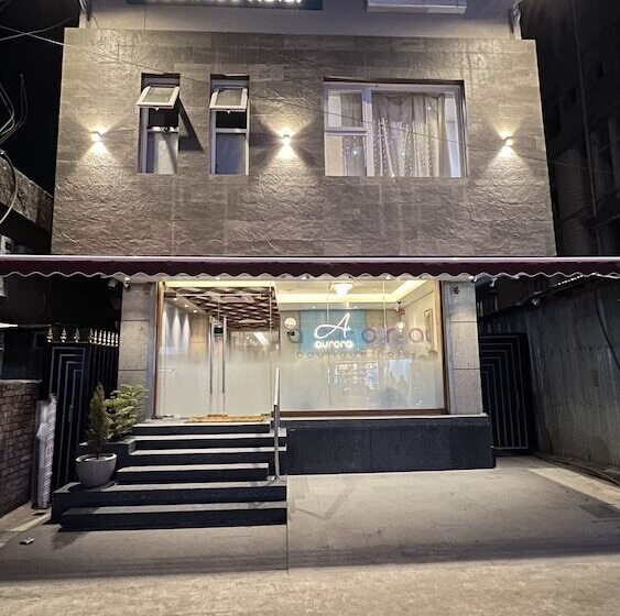 هتل Aurora Boutique