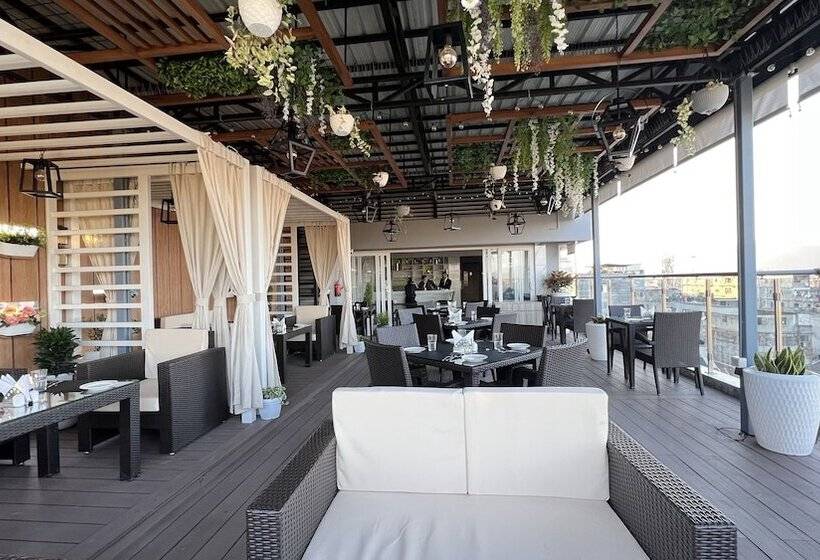 هتل Aurora Boutique