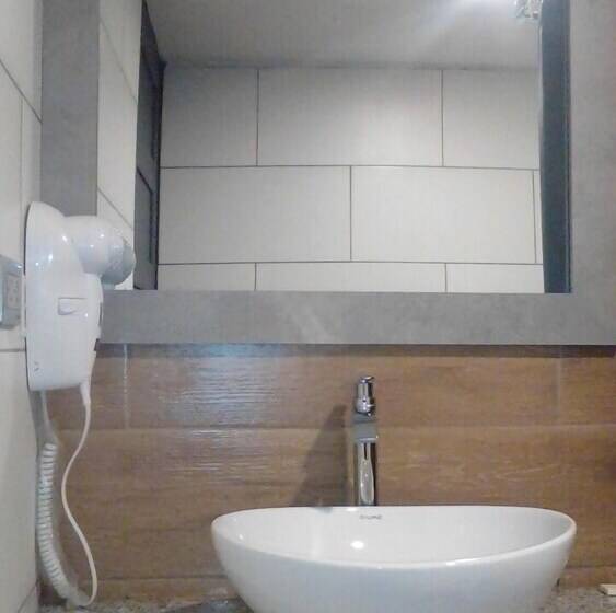 בית מלון כפרי Belier