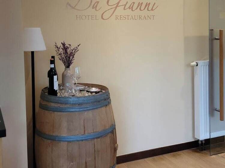 酒店 Da Gianni Restaurant &
