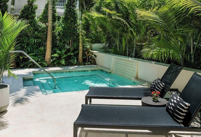 هتل Grand Maloney