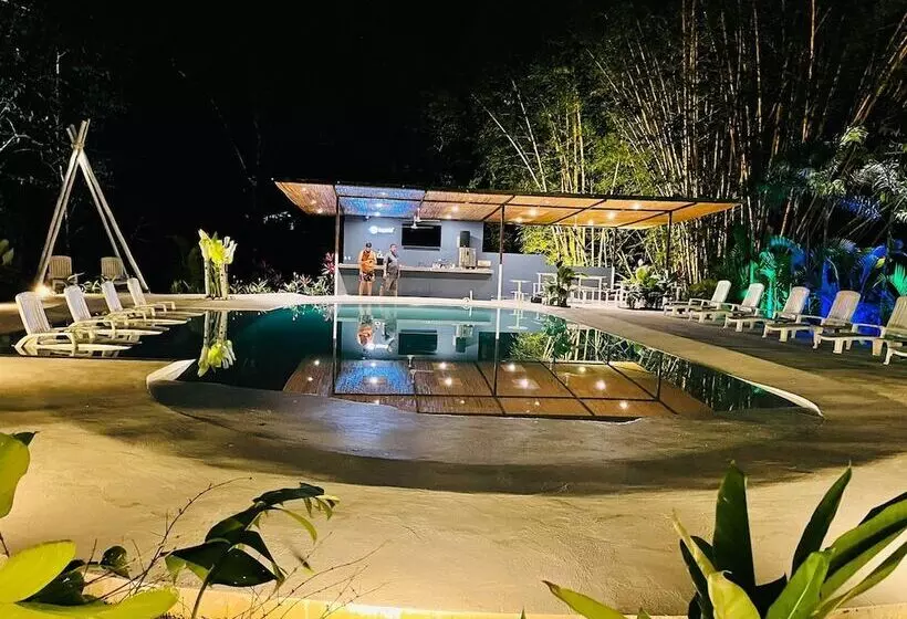 ホテル Grand Park Manuel Antonio