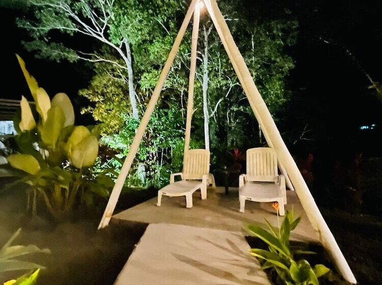 ホテル Grand Park Manuel Antonio