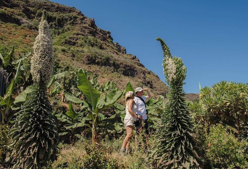 هتل Hacienda El Terrero