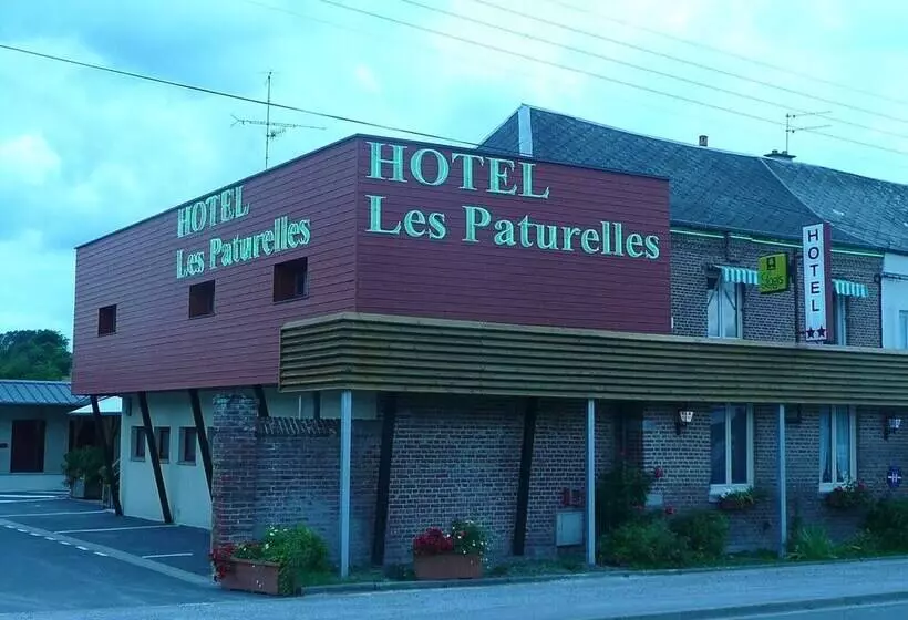 Hotelli Hôtel Les Paturelles Rest. La Pen Tière