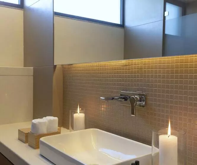 ホテル Life At Repose: Lake Villas Resort & Club