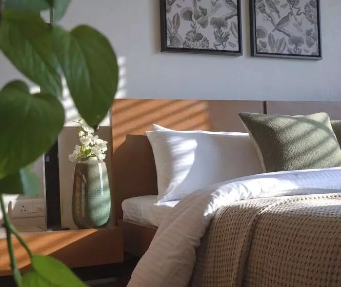 ホテル Life At Repose: Lake Villas Resort & Club