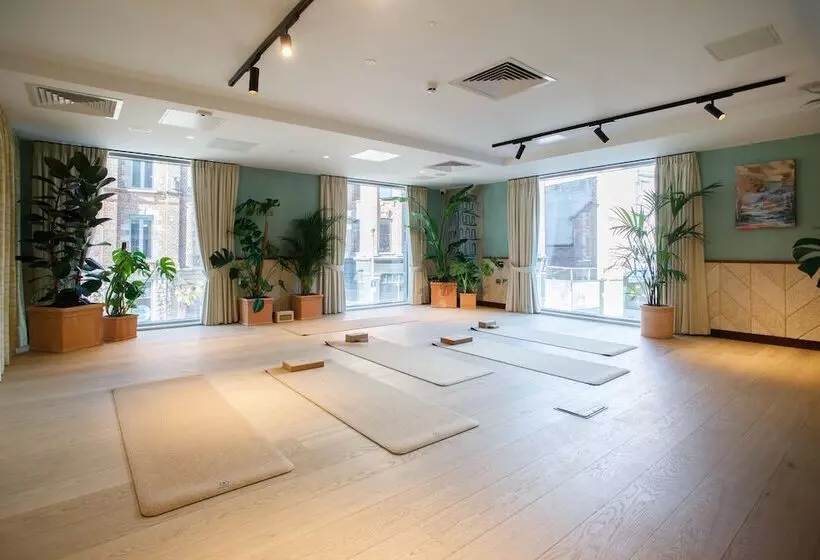 ホテル Room2 Belfast Hometel