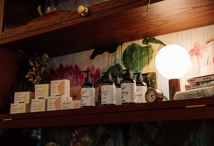 فندق Room2 Belfast Hometel