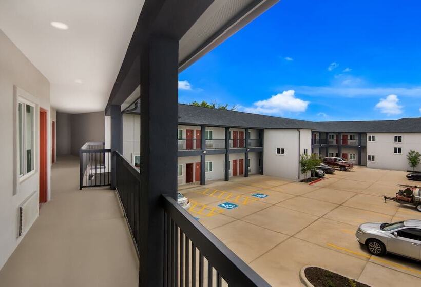 فندق Scottish Inns