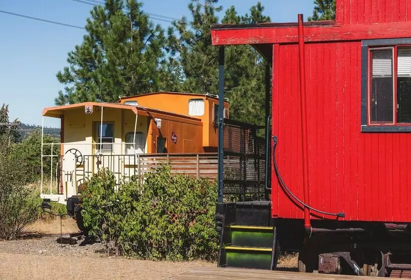 Iron Horse Inn Bed & Breakfast