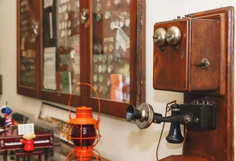 Iron Horse Inn Bed & Breakfast