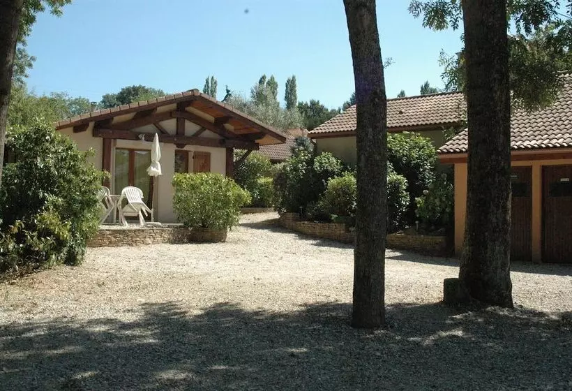 Jardins Du Castel Gîtes Annick Et J Paul