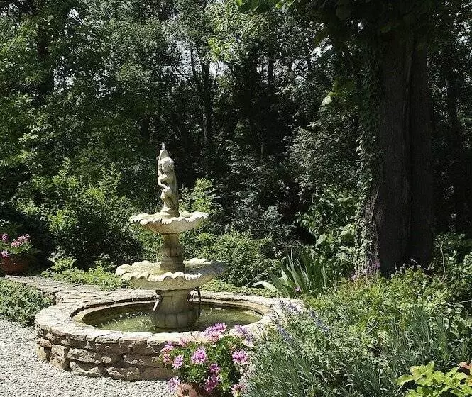 Jardins Du Castel Gîtes Annick Et J Paul