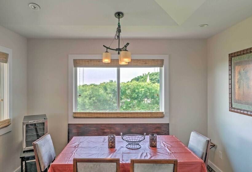 Kona Coast Hideaway W/ Patio & Pacific Ocean Views