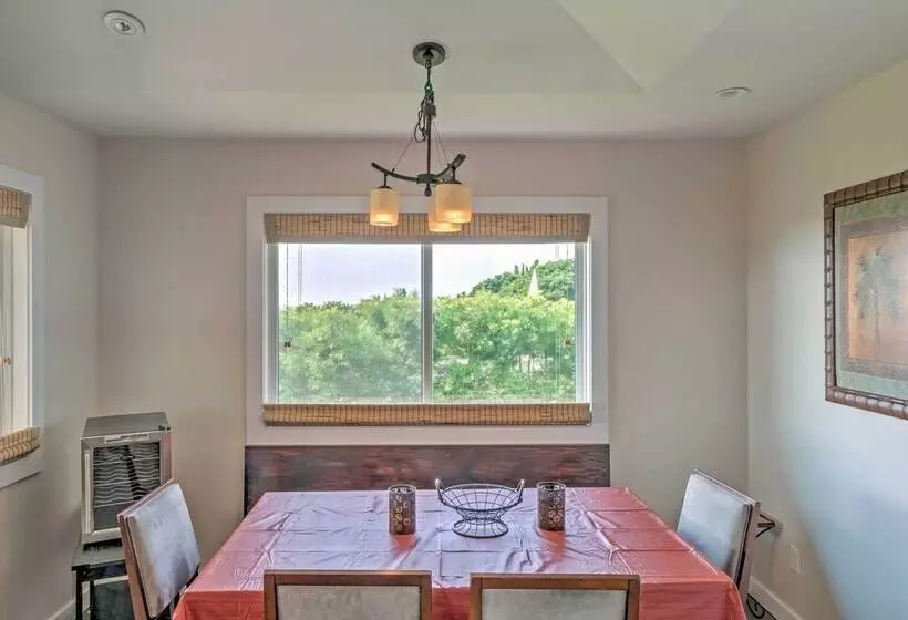 Kona Coast Hideaway W/ Patio & Pacific Ocean Views