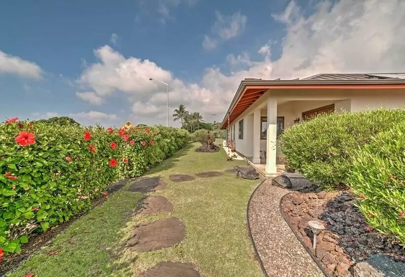 Kona Coast Hideaway W/ Patio & Pacific Ocean Views