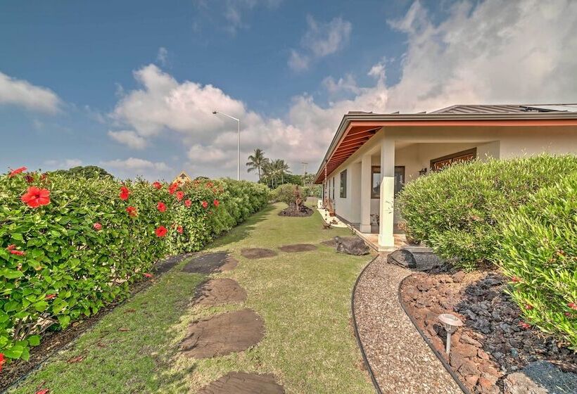 Kona Coast Hideaway W/ Patio & Pacific Ocean Views