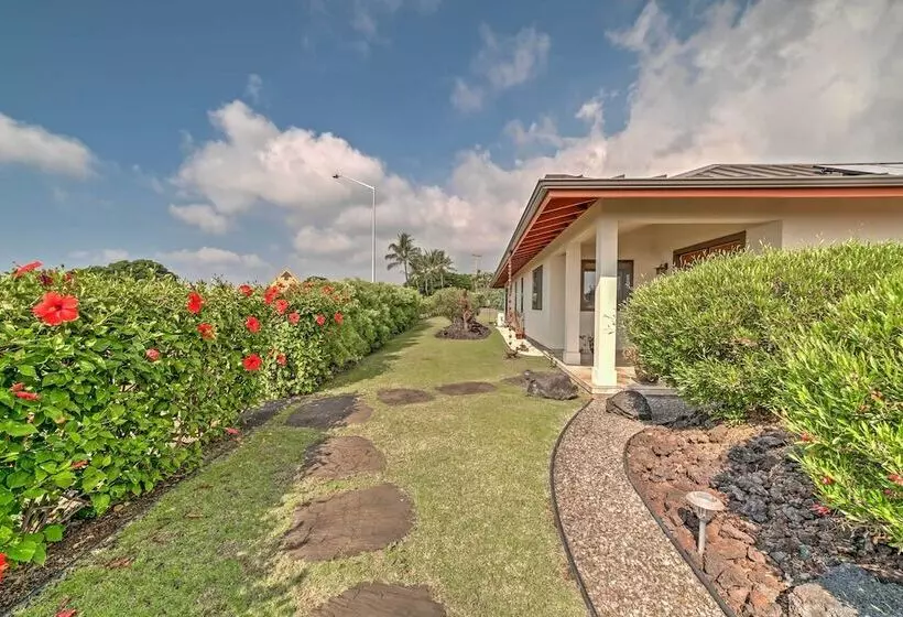 Kona Coast Hideaway W/ Patio & Pacific Ocean Views