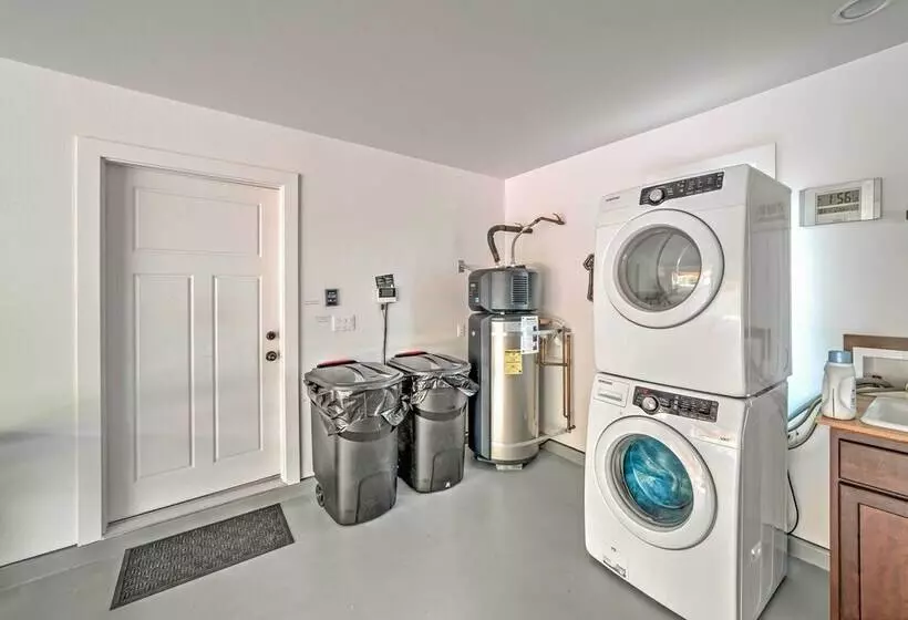 Kona Coast Hideaway W/ Patio & Pacific Ocean Views