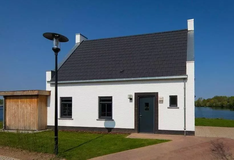 Parc Maasresidence Thorn Lake View Hotel Rooms