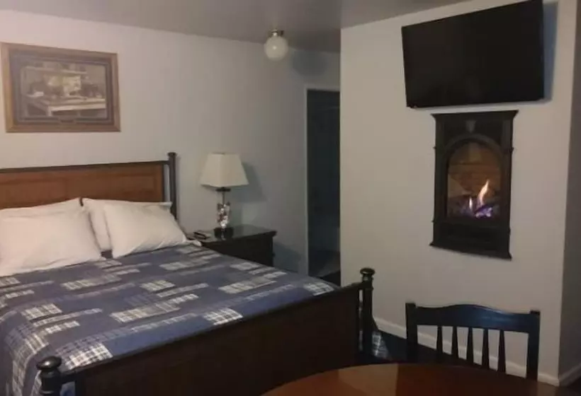 Majestic Rockies Motel