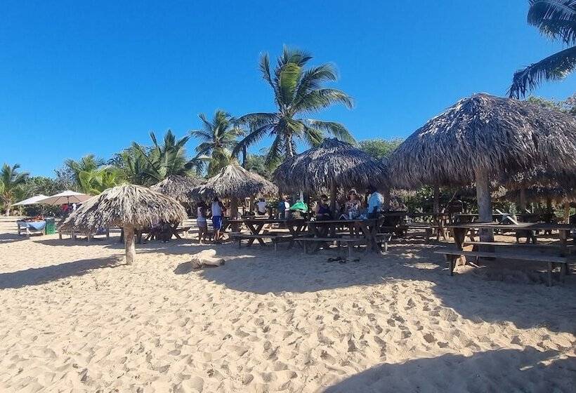 پانسیون La Botanica Tropical