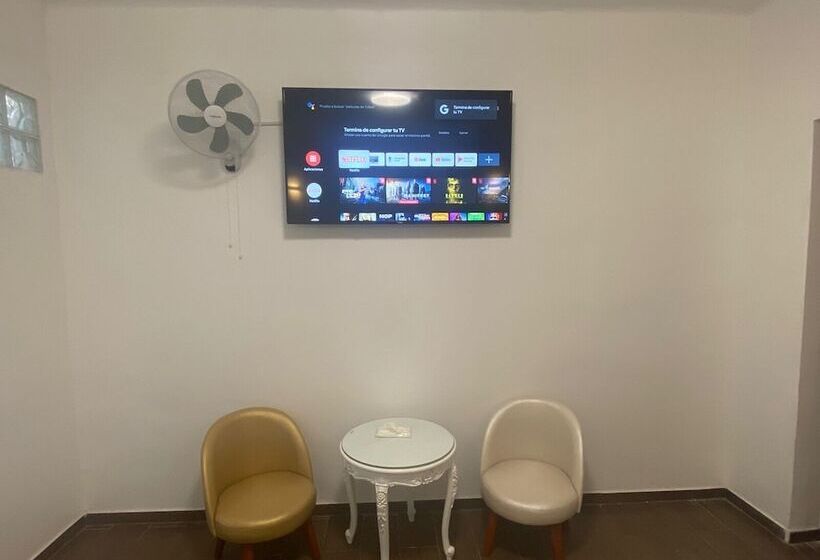 膳宿费 Manantial Hostal No.004