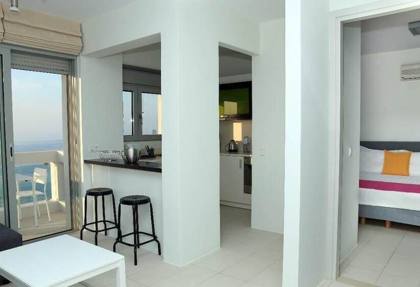 Пансион Vivian Art Apartments