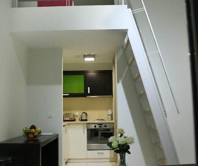 Пансион Vivian Art Apartments