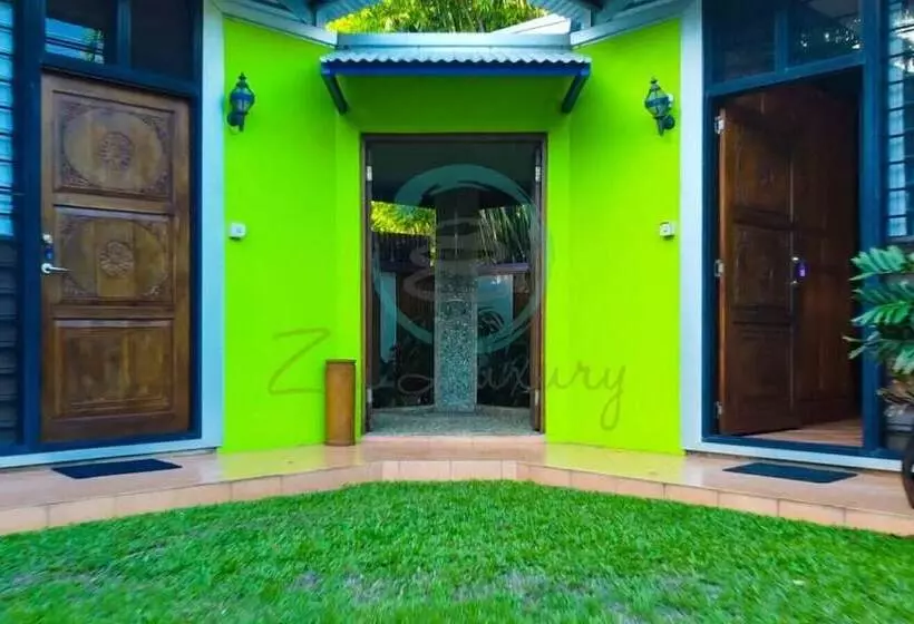 ペンション Zenhouse Nightcliff   6br Tropical Oasis